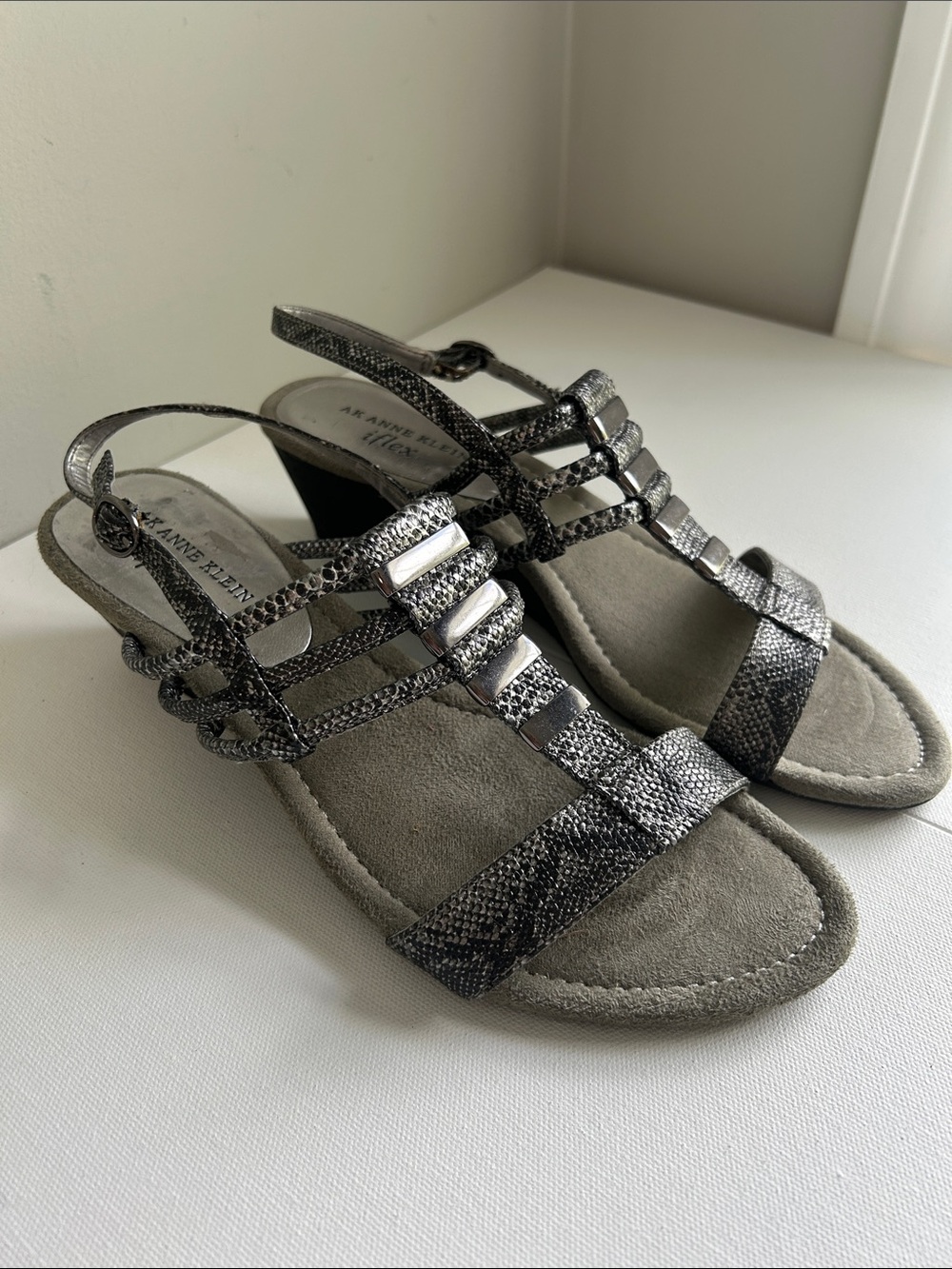 Anne Klein iflex Akfrink Metallic Wedge Sandals